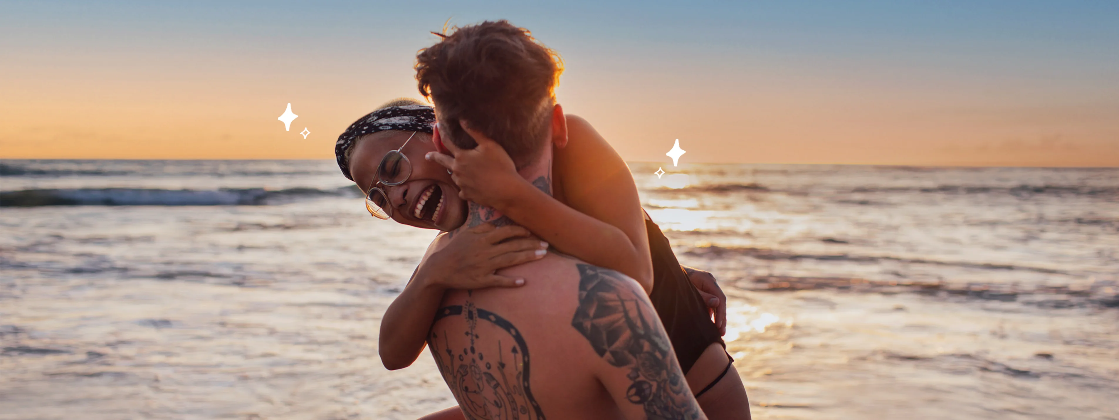 Happy couple celebrating honeymoon funded by Honeyfund cash registry